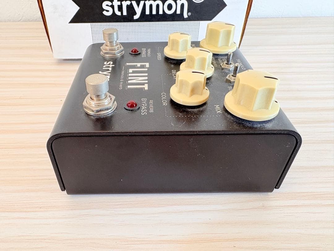 Strymon FLINT トレモロ・リバーブ　V1 初代