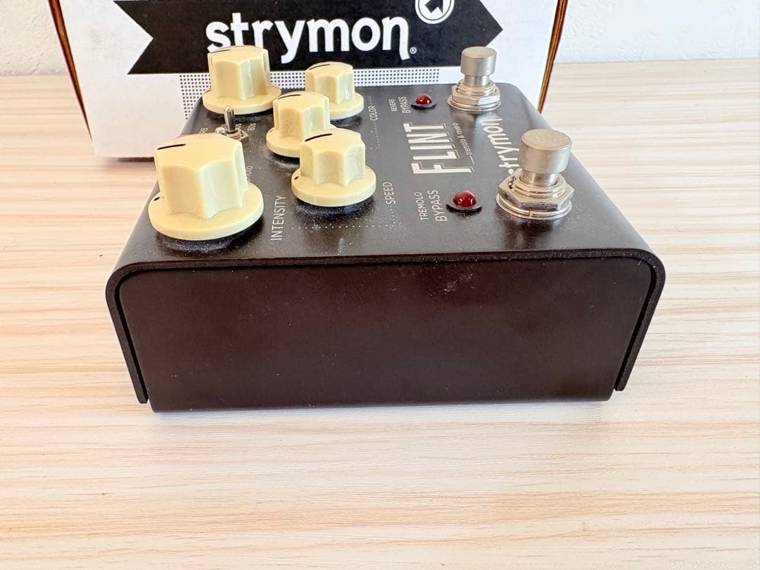Strymon FLINT トレモロ・リバーブ　V1 初代