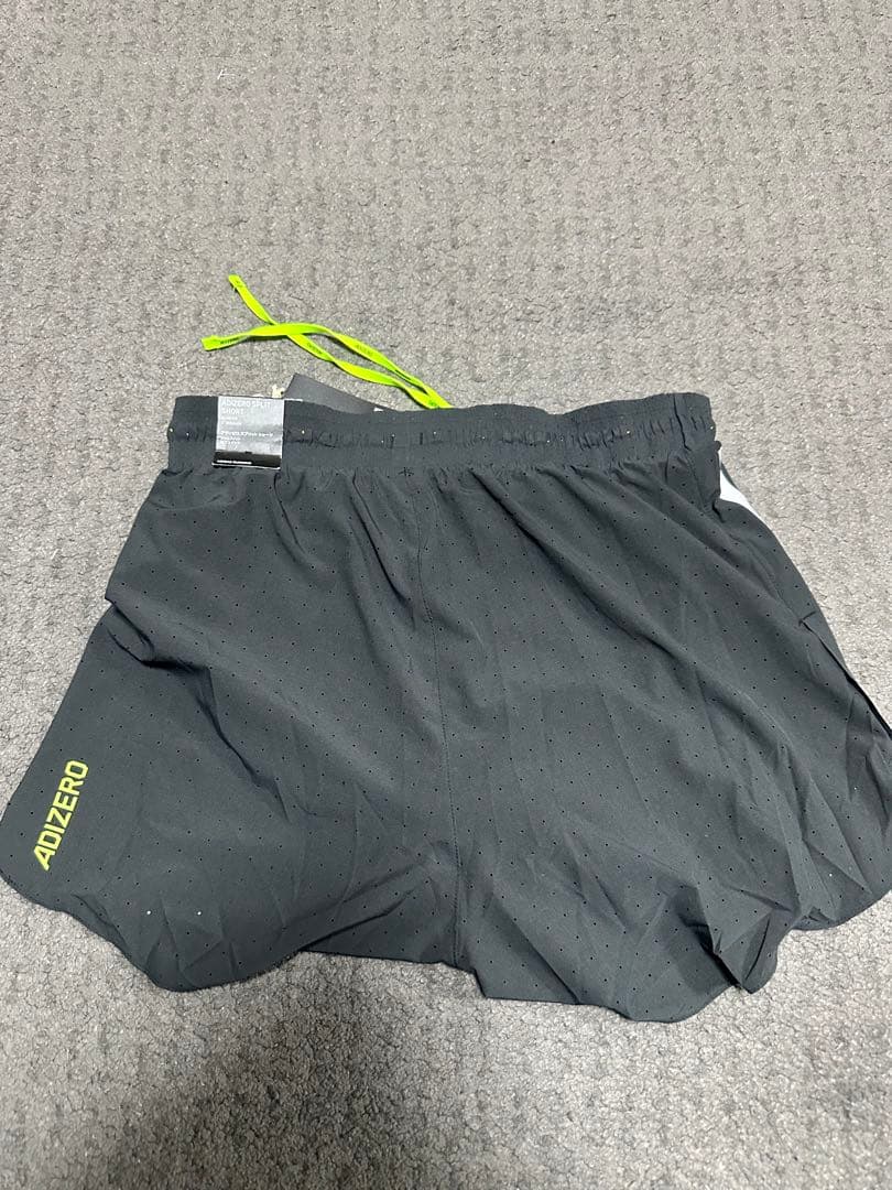 adidas adizero ショートパンツ　メンズMサイズ