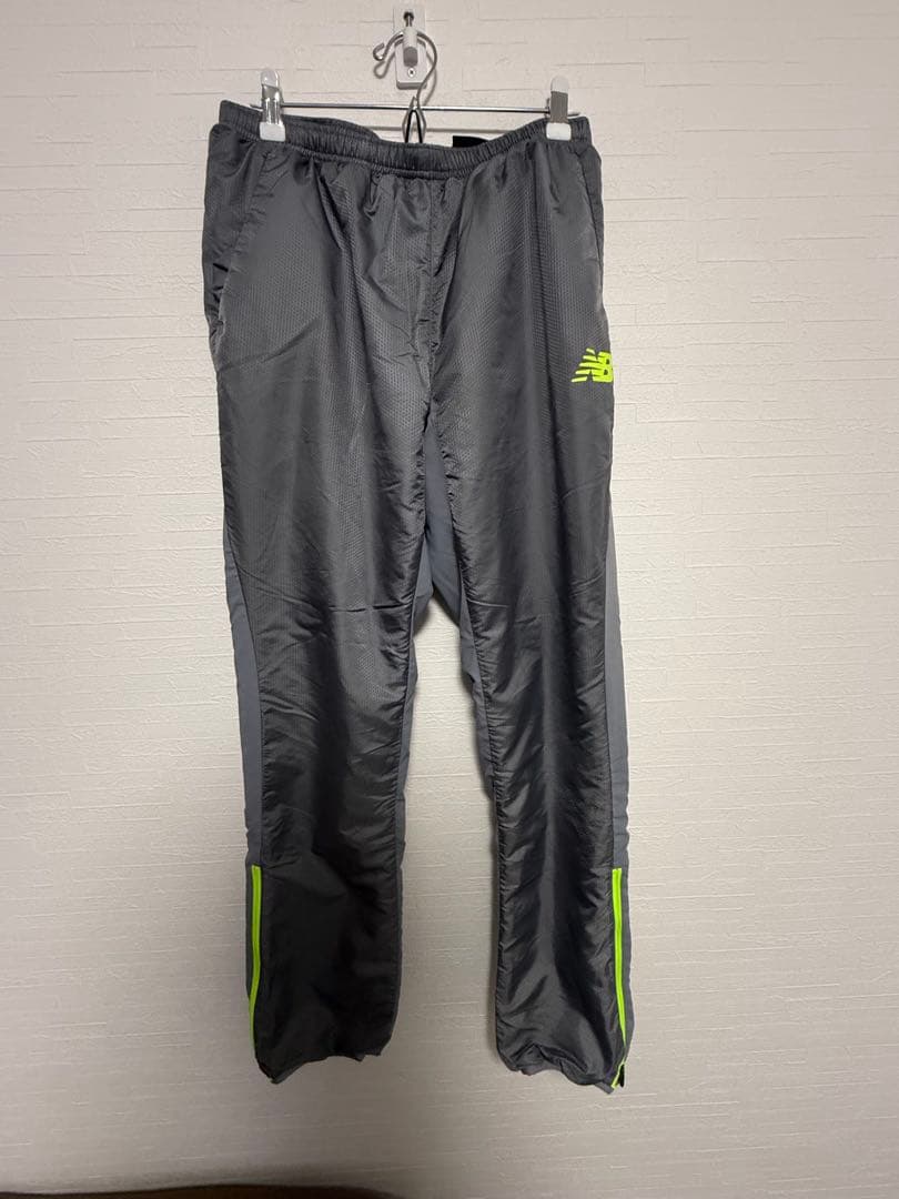 モンテディオ山形　ウィンドブレーカー 上L 下XL