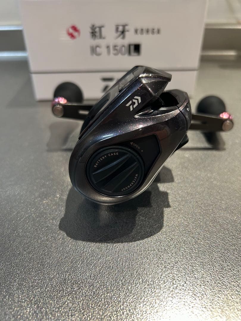 【美品】ダイワ(DAIWA) 21 紅牙 IC 150L
