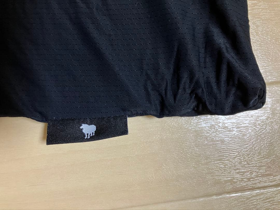 ヒツジのいらない枕 フリースタイル　美品　収納袋付き。定価¥14,800(税込)