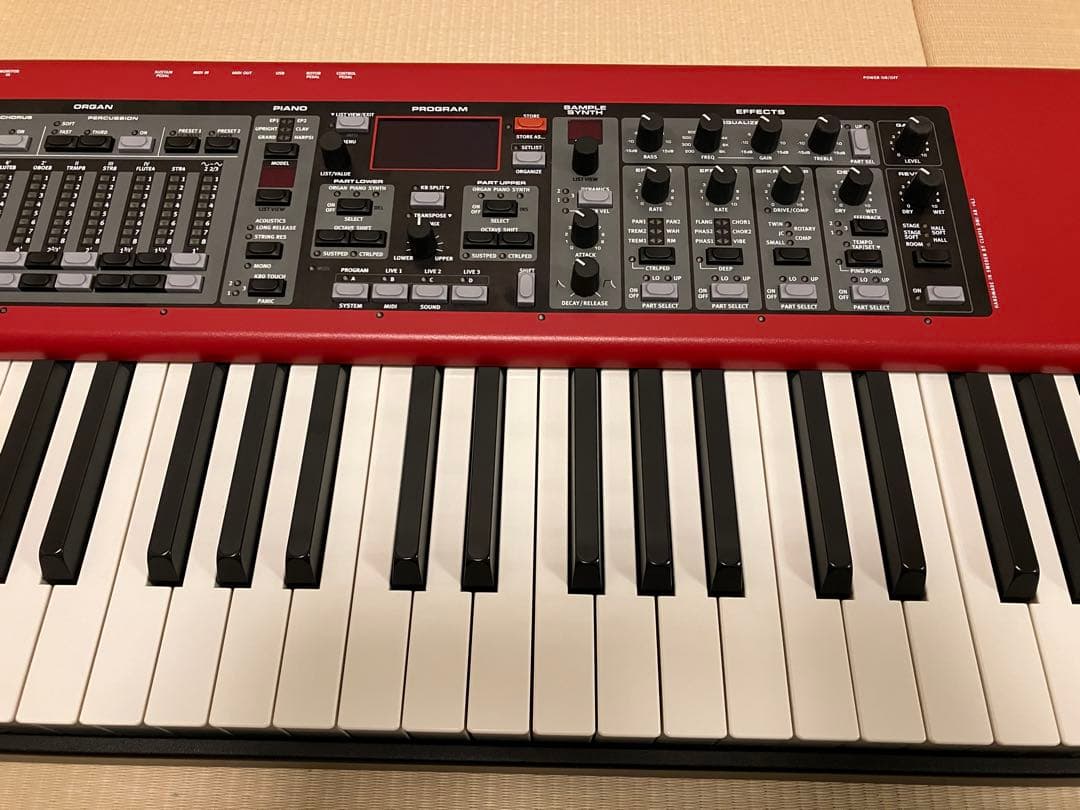 nord electro 5 HP（純正ケース付）