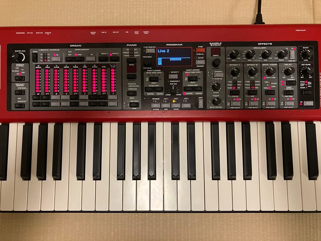 nord electro 5 HP（純正ケース付）