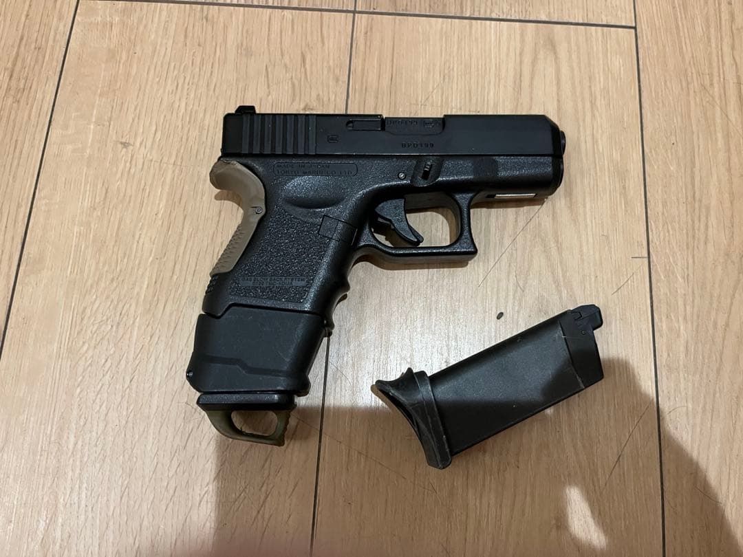 グロック ガスガン 東京マルイ　G26 カスタム