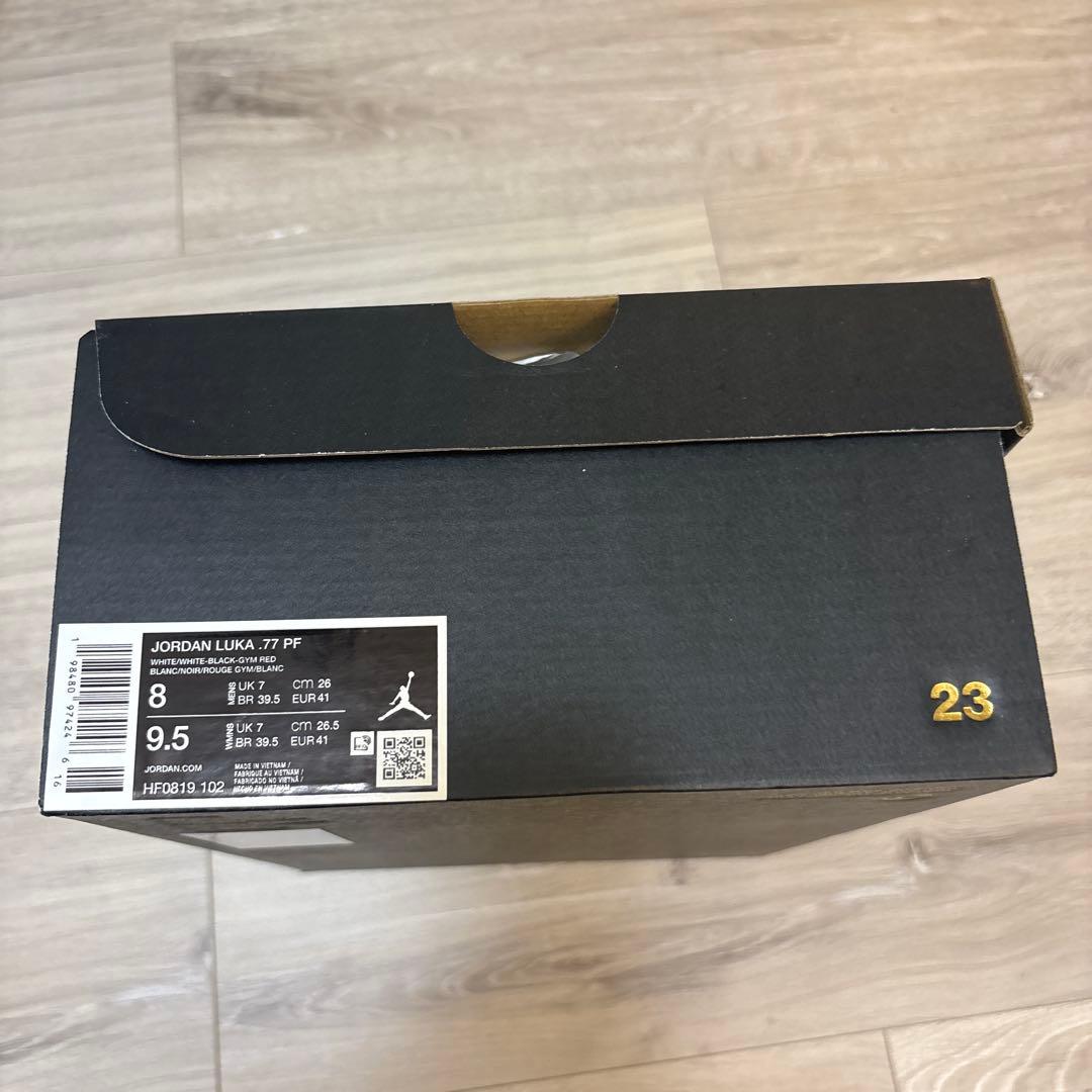 Nike バスケットシューズ HP9819-102 ブラック/レッド
