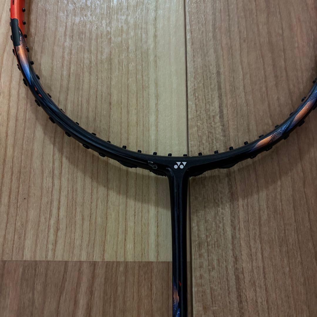 YONEX バドミントンラケット アストロクス77Pro