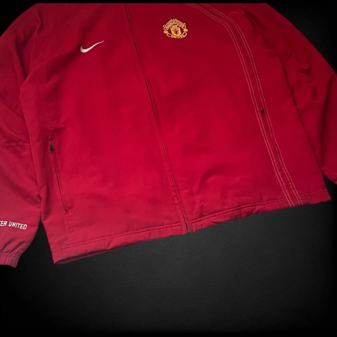 【NIKE 】マンチェスターユナイテッド ナイロンジャケット レッド フルジップ
