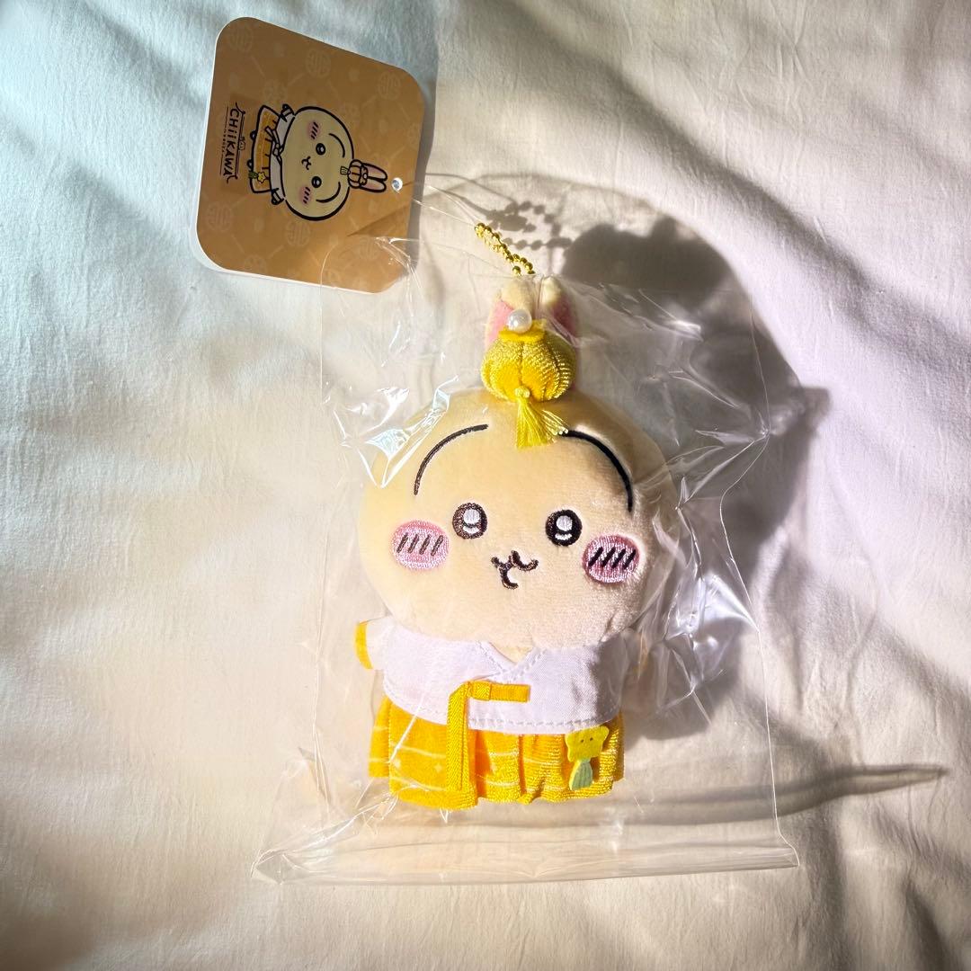 韓国限定　ちいかわ 韓服ver. ぬいぐるみ／うさぎ
