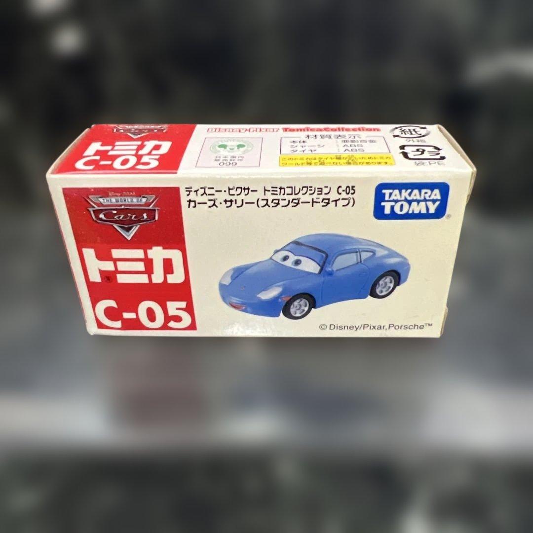 ディズニーピクサー カーズ トミカ C-05 サリー 新品