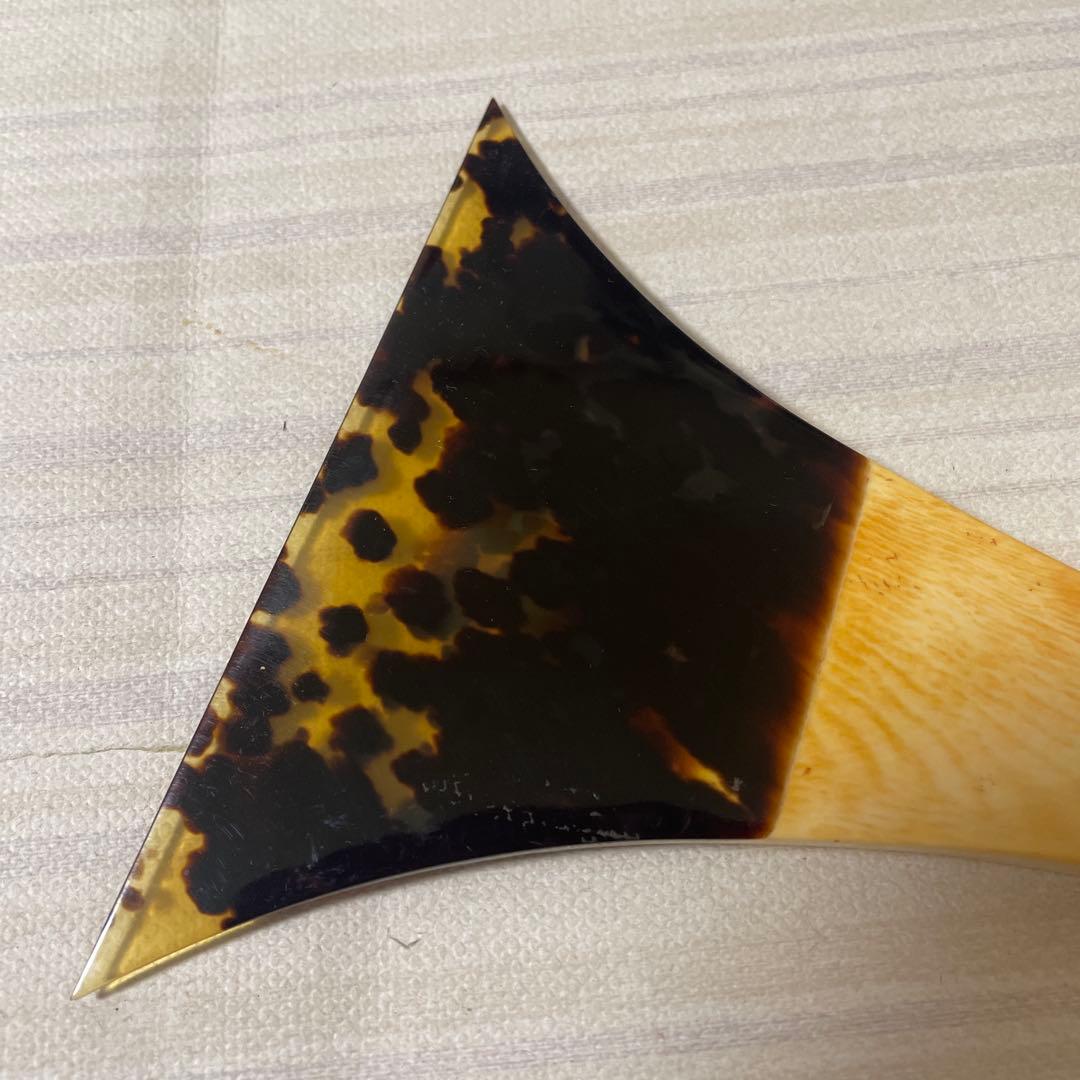 保管品 三味線バチ 花柄ケース付き べっこう