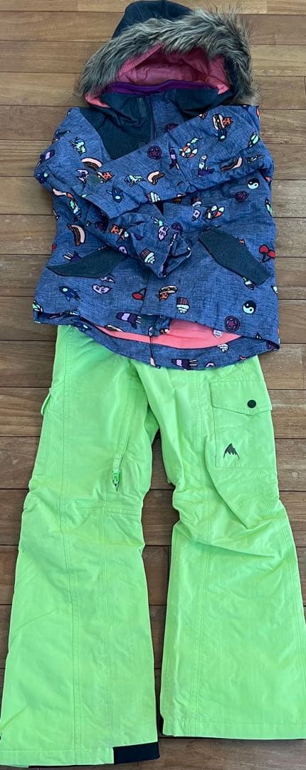 Burton バートン　キッズ　スキーウェア　スノーボードウェア