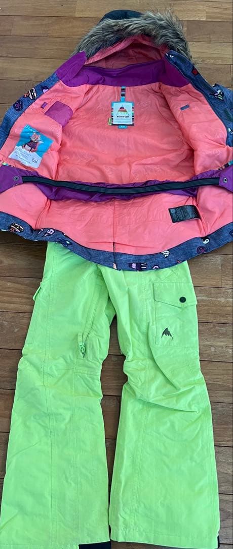 Burton バートン　キッズ　スキーウェア　スノーボードウェア