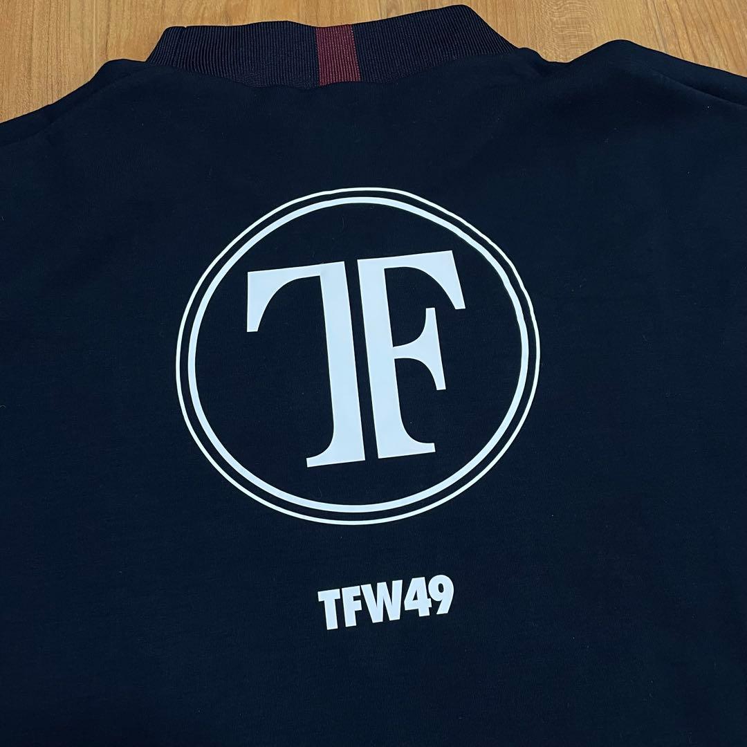 定価3.4万　2025モデル　TFW49 モックネック Tシャツ　ネイビー　XL