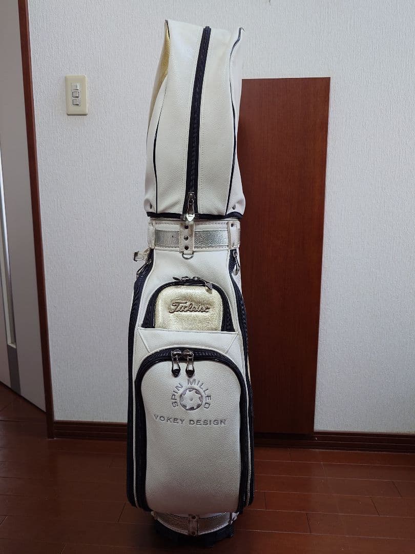 Titleist ホワイト キャディバッグ タイトリスト