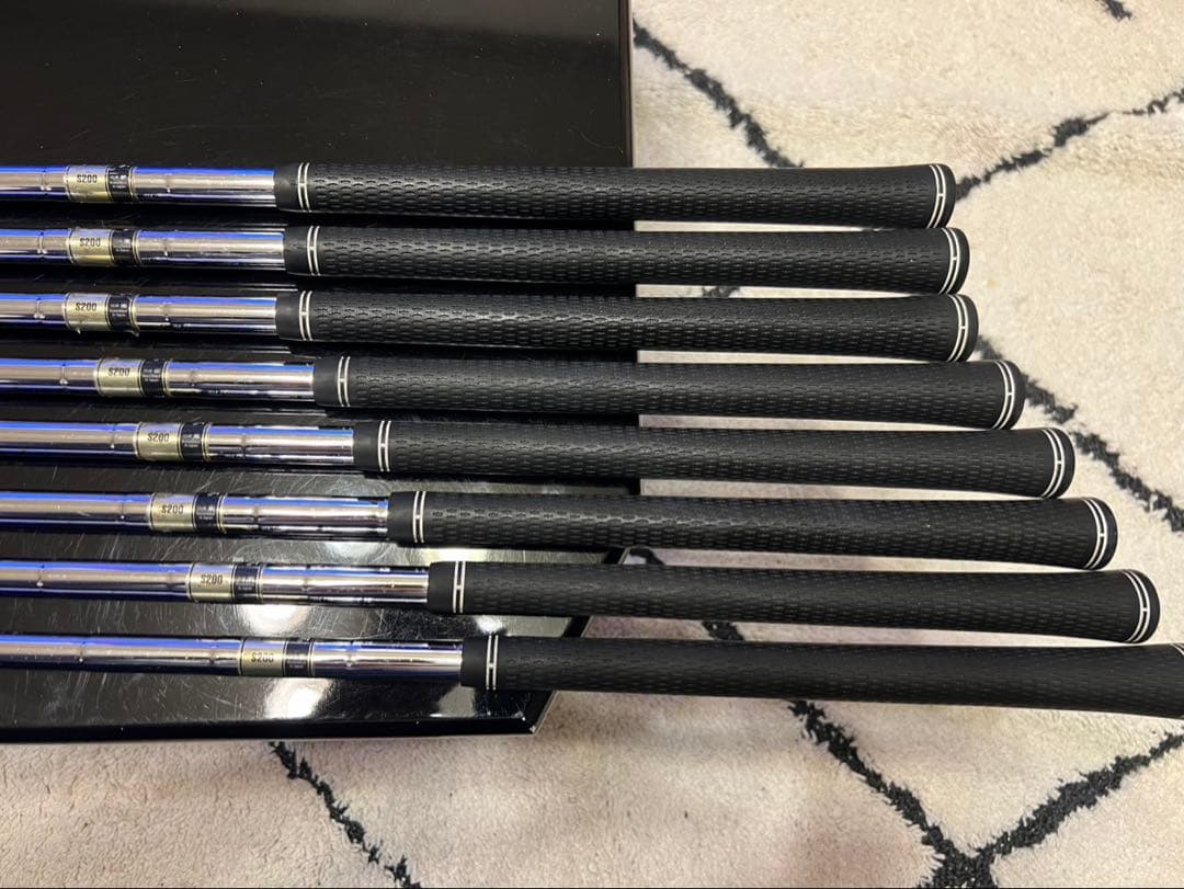 ダンロップ・スリクソンZ745 8本セット