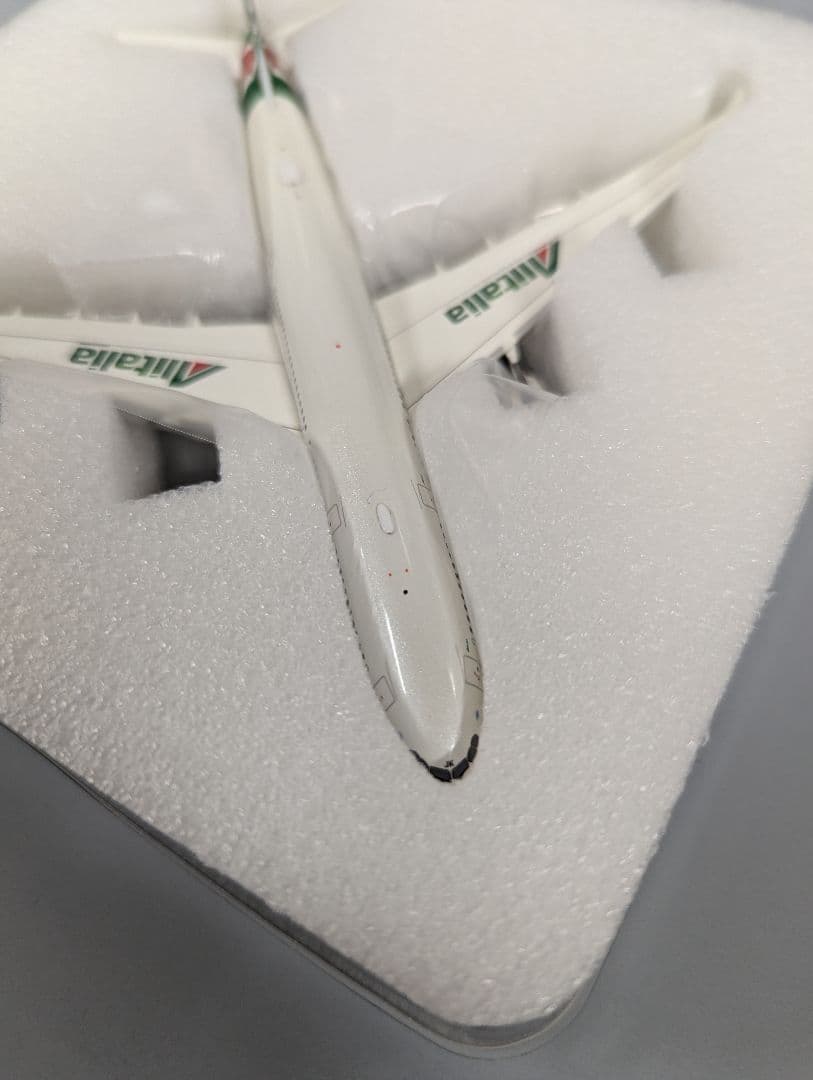 1:400 アリタリア航空 AIRBUS　A330-200