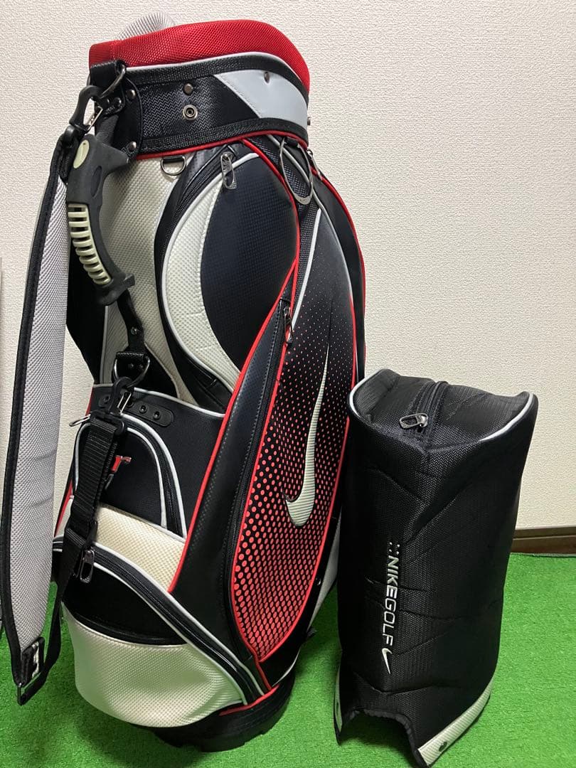 ナイキ VrＳ　キャディバッグ　極美品‼️