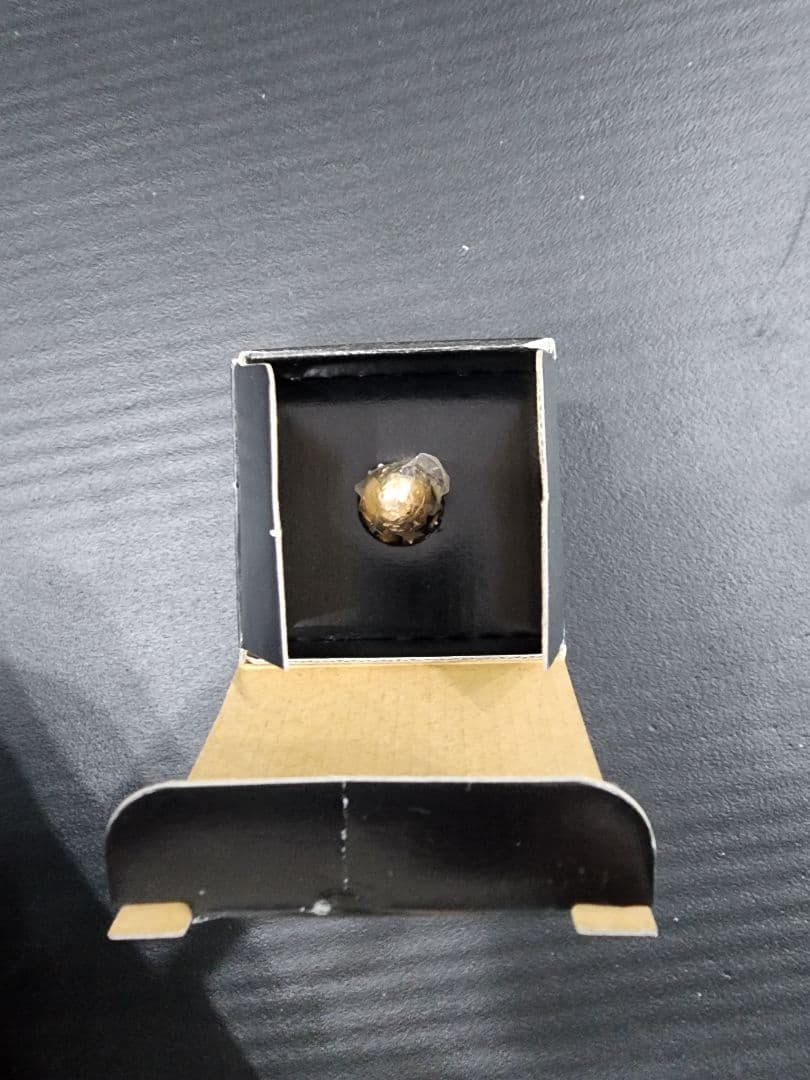 新品未使用　FIFA日韓ワールドカップ 記念 優勝オーナメントトロフィー 8cm
