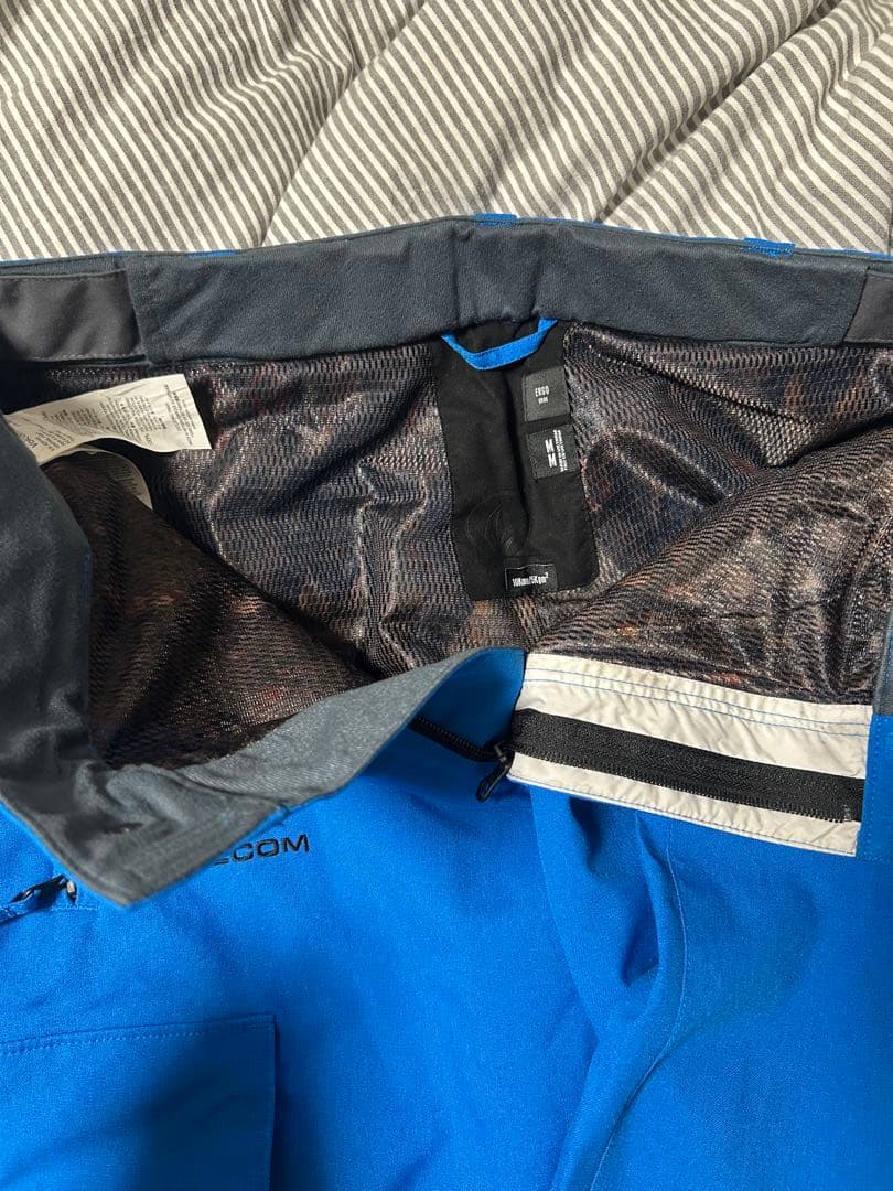 青色 スノーボードパンツ M volcom
