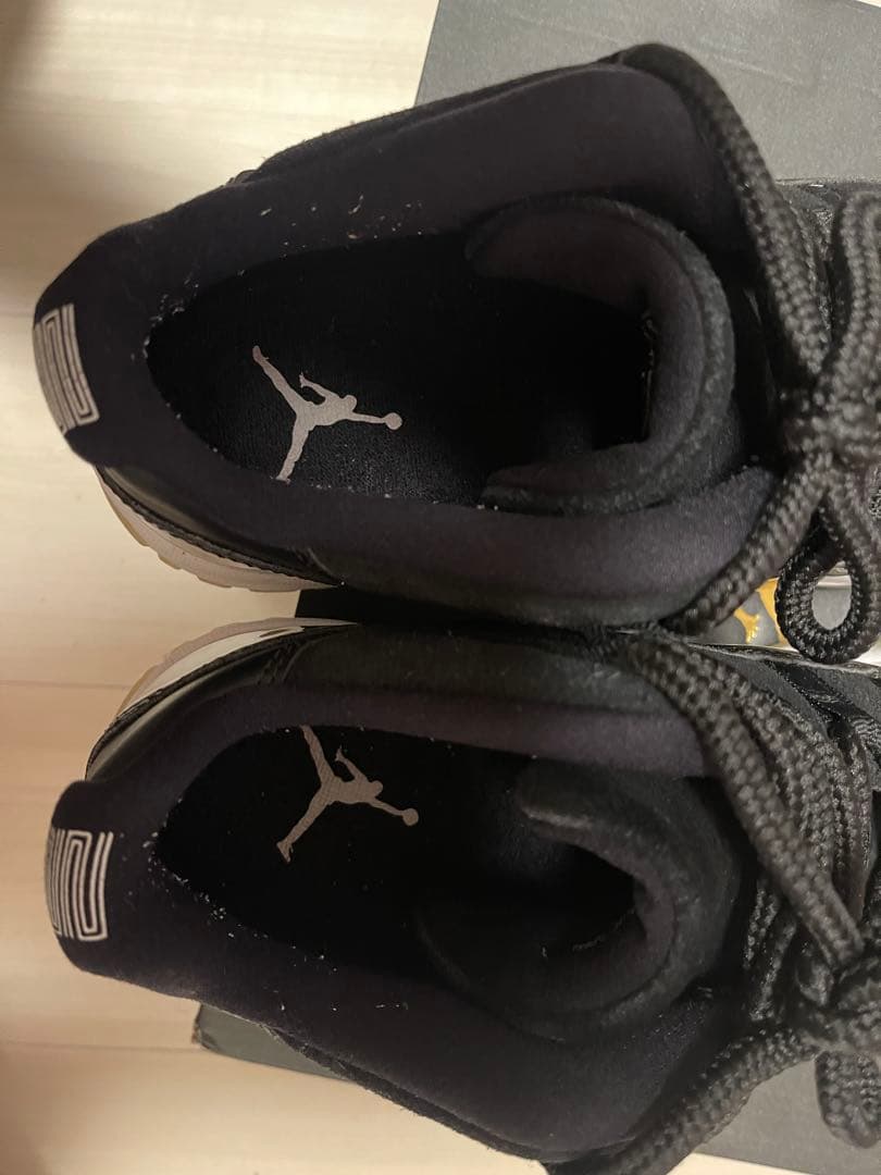 シューズ(男性用) Air Jordan 11 RETRO LOW