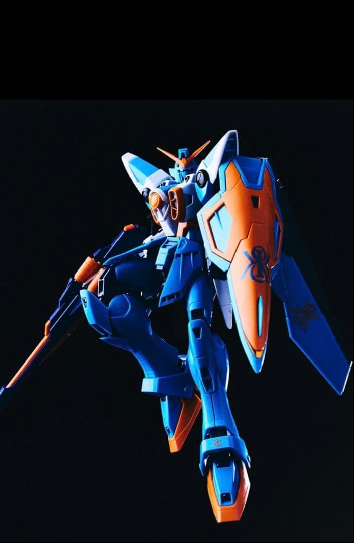 KITH コラボ限定ガンプラ ガンダム・ウィングガンダム2体セット