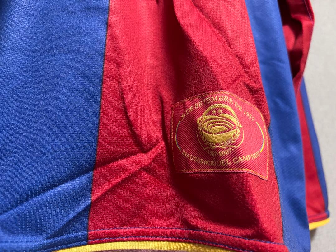 【未使用品・タグ付き】FC Barcelona 長袖 UNICEF