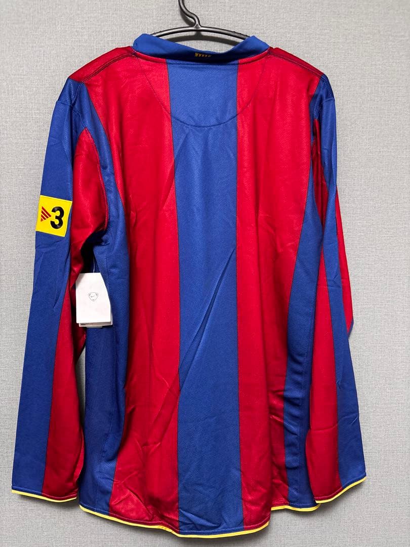 【未使用品・タグ付き】FC Barcelona 長袖 UNICEF