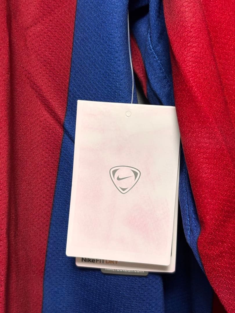 【未使用品・タグ付き】FC Barcelona 長袖 UNICEF