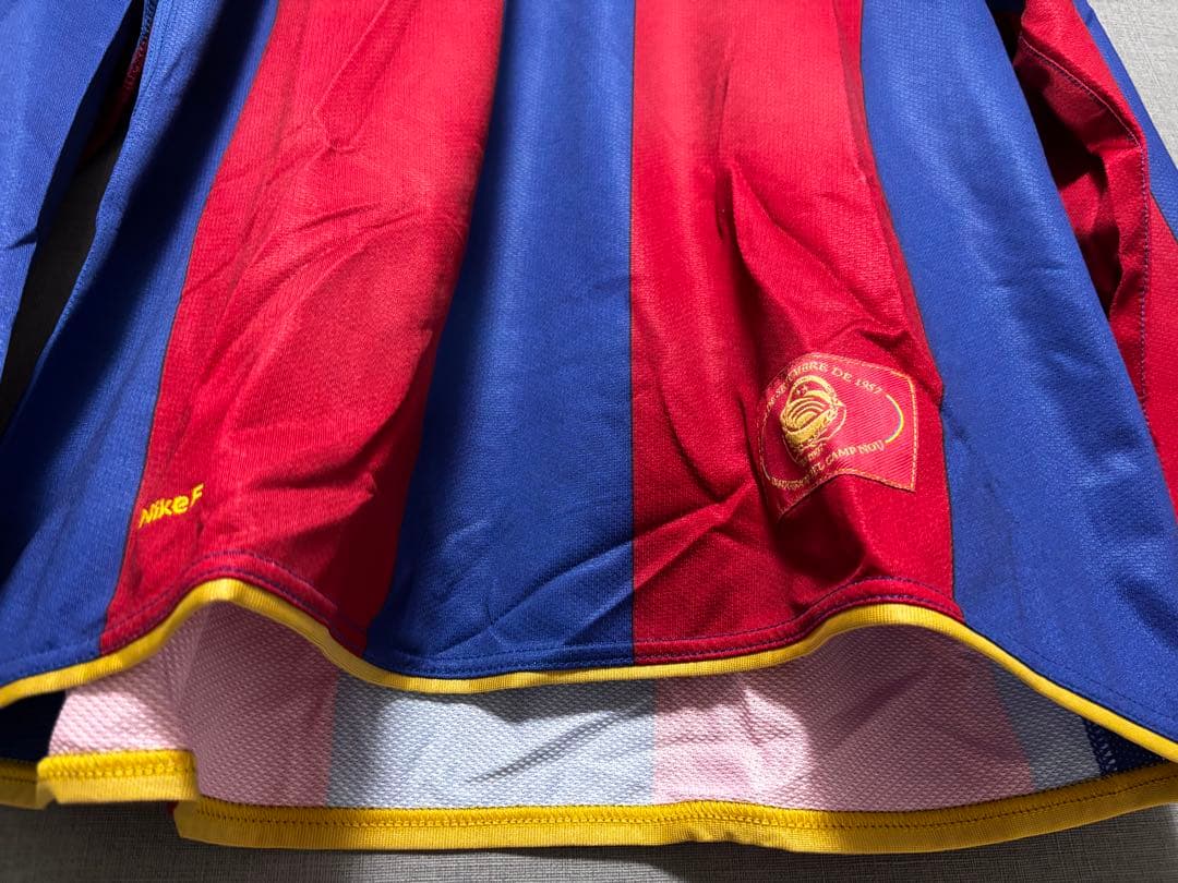 【未使用品・タグ付き】FC Barcelona 長袖 UNICEF