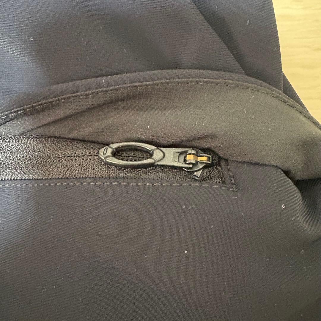 【美品】OAKLEY トレーニングパンツ L ブラック