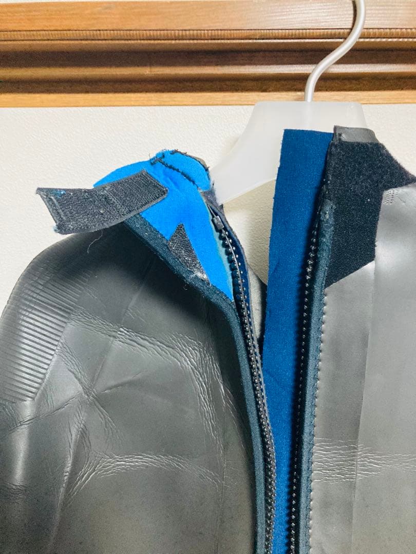 黒 フルスーツ ウェットスーツ