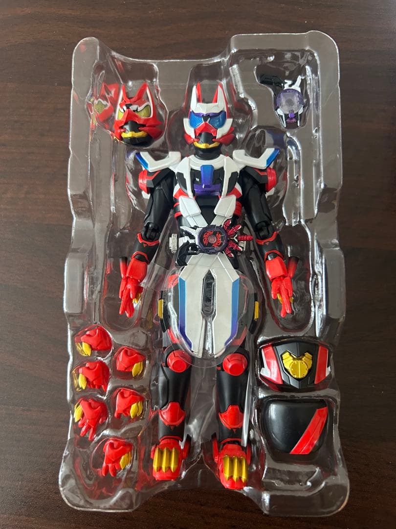 S.H.Figuarts仮面ライダーギーツレーザーブースト&ブーストマークⅡ