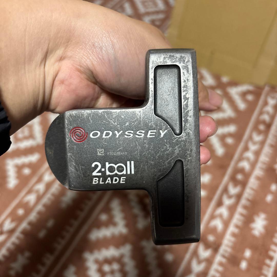 レフティ　ODYSSEY 2-ball BLADE パター