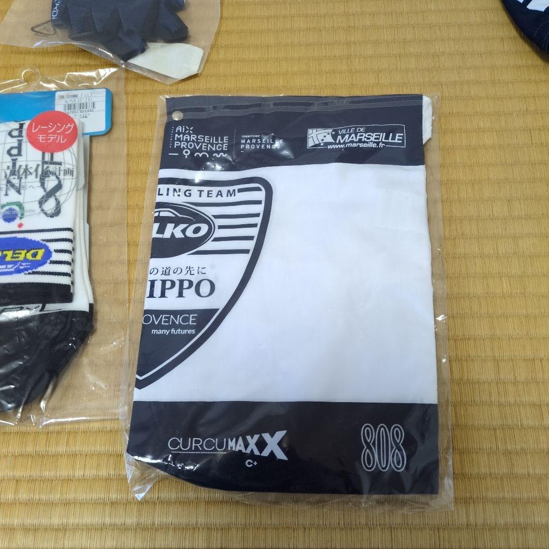 【未使用品】サイクルジャージ上下、手袋、靴下、帽子、サコッシュセット　6点
