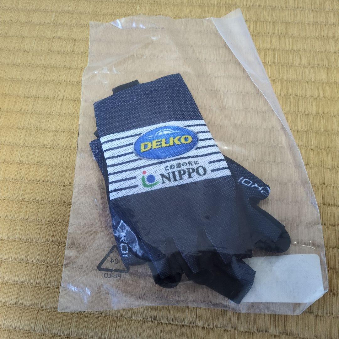 【未使用品】サイクルジャージ上下、手袋、靴下、帽子、サコッシュセット　6点