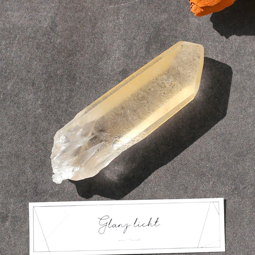 ゴールデンヒーラー クォーツ 原石 水晶 鉱物 希少石 天然石