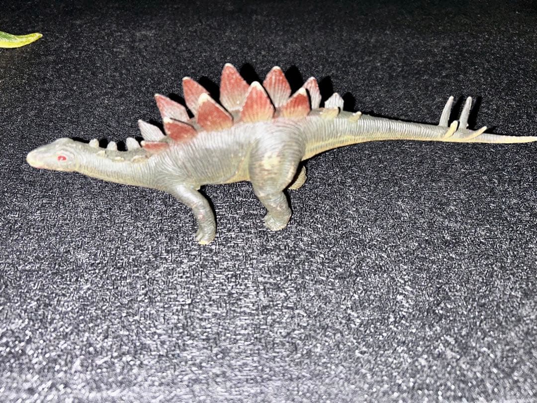 恐竜　フィギュア　dinosaur
