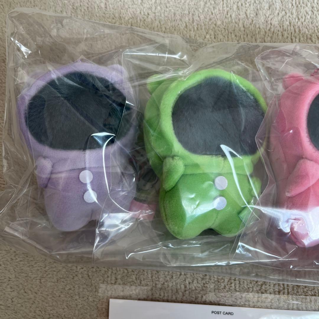 ちいかわ　パジャマパーティーズ　セット　 ぬいぐるみ　マスコット　ポストカード
