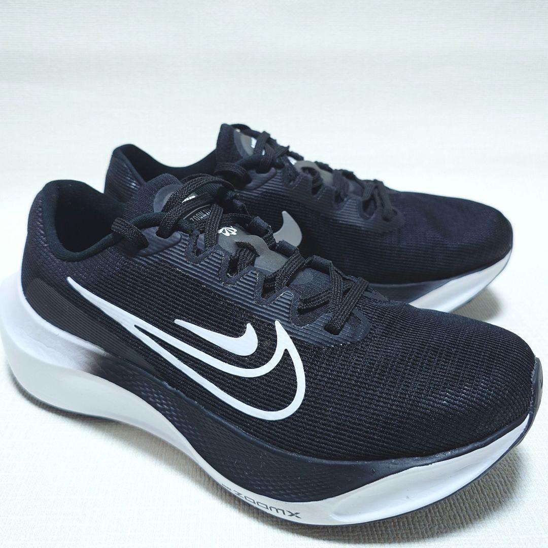 最終価格 ナイキNIKE Wズームフライ5ブラック25.0cm黒W