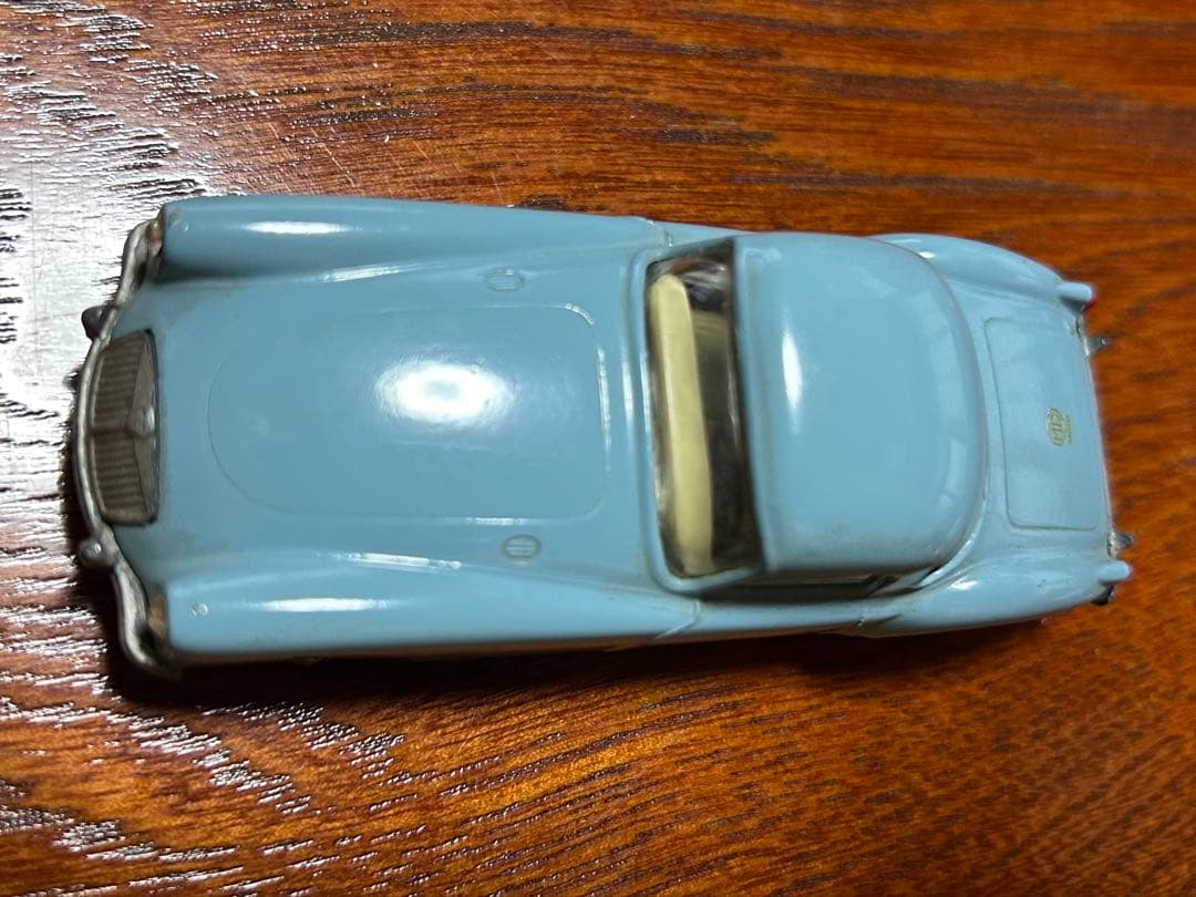 ミニカー Tekno no.824 MGA 1600