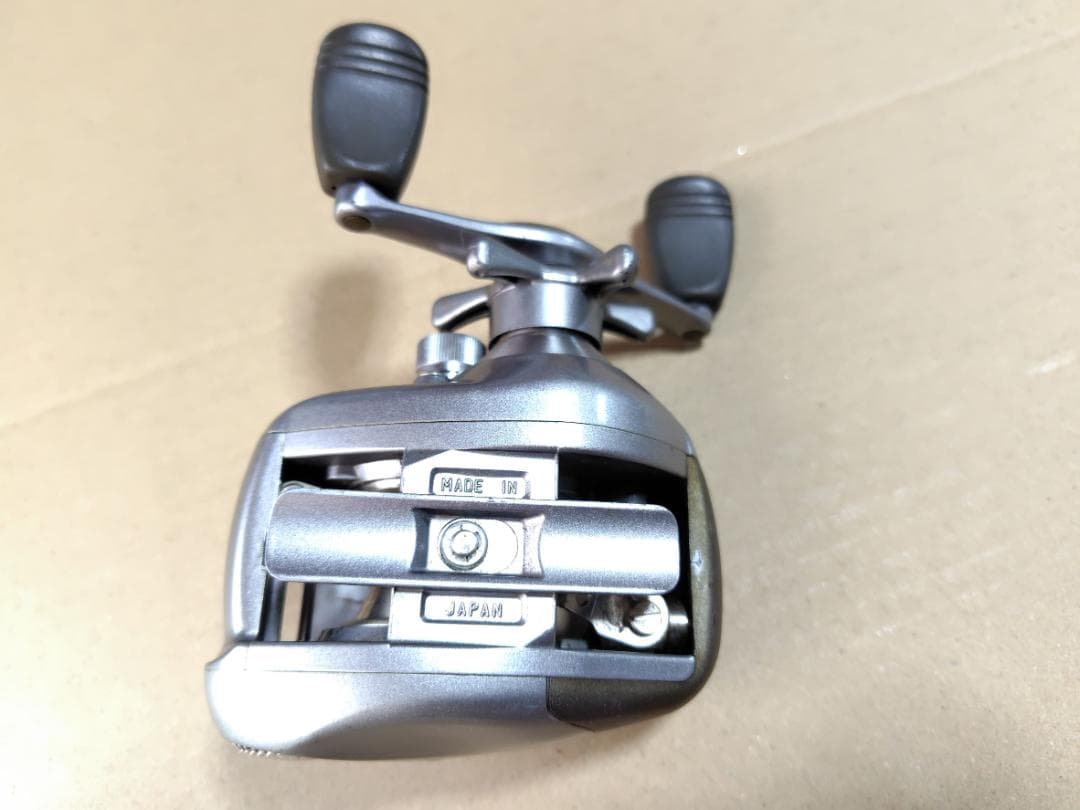 TEAM DAIWA-S 105 105HVL&PS2L-5B 左巻2台セット