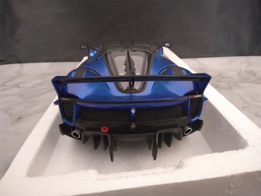 bburago ブラーゴ　フェラーリ　fxx k evo