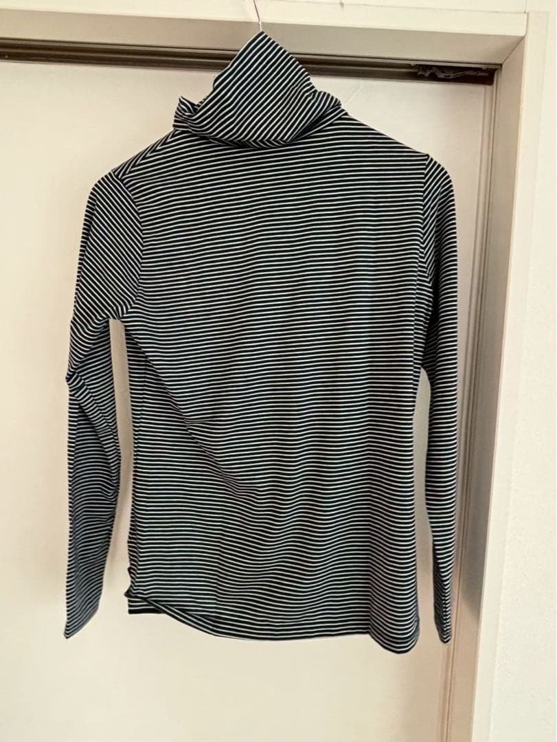 【新品】エレッセ 長袖ボーダーインナー　ネイビー×ホワイト　L