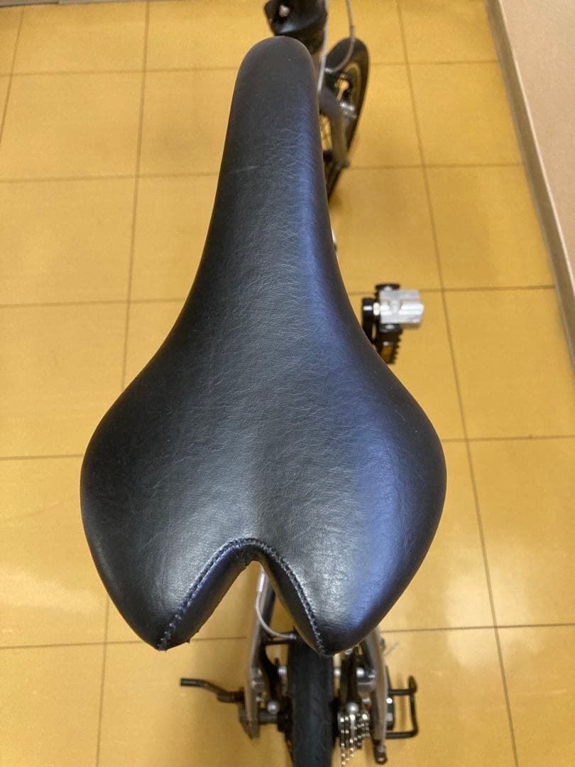 ルノーRENAULT 美品折りたたみ自転車 マグネシウム8 MAGNESIUM8