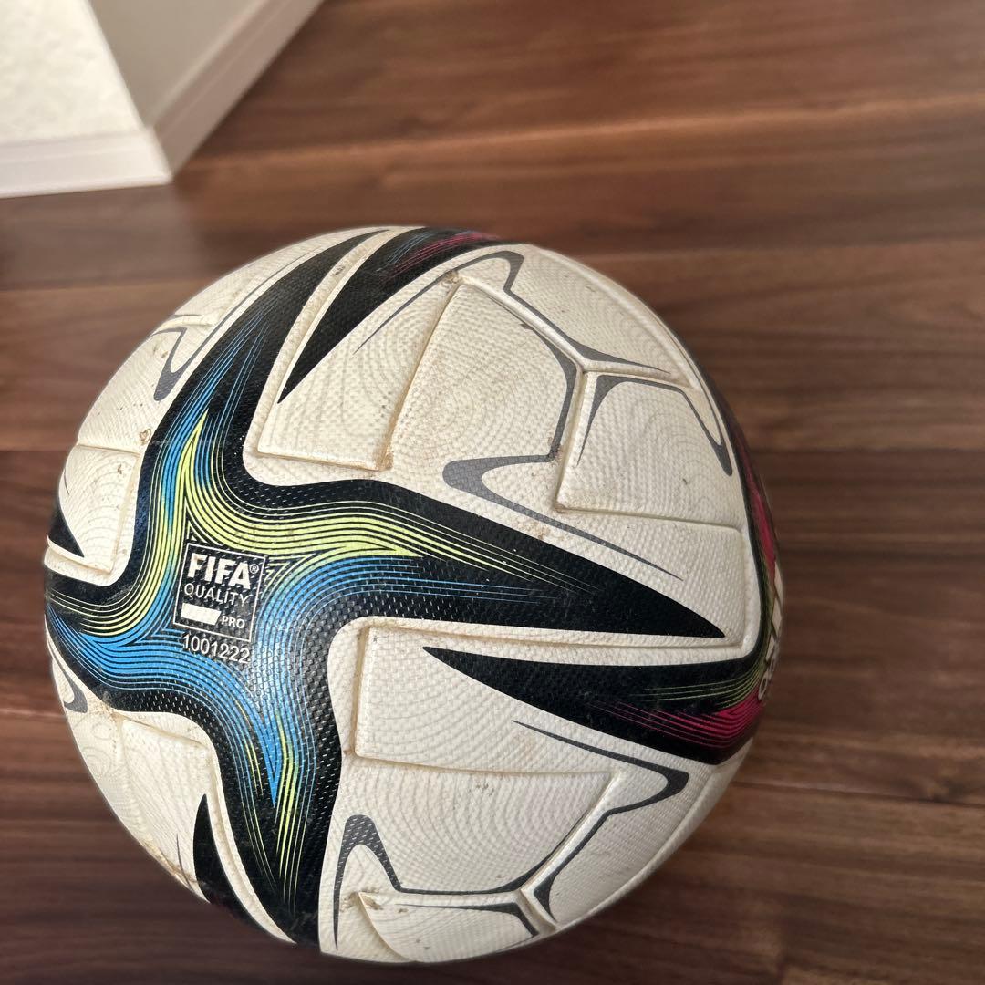 adidas FIFA Quality Pro サッカーボール サイズ5