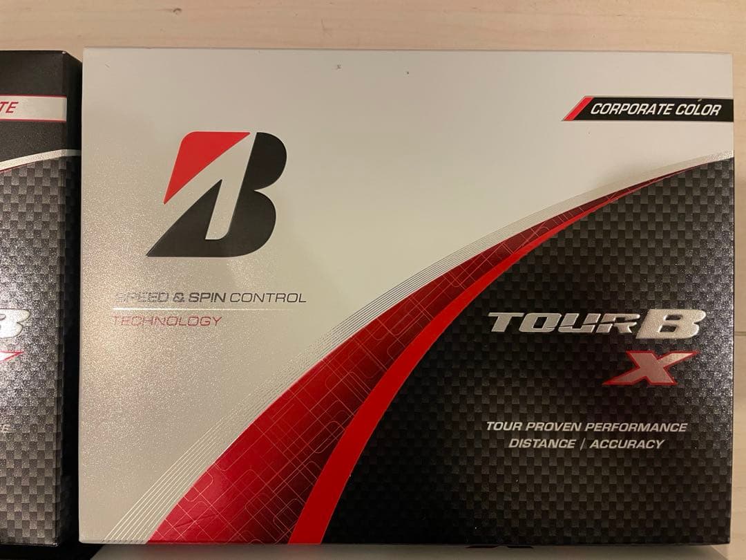 ブリヂストン　ゴルフボール　TOUR B X 4箱