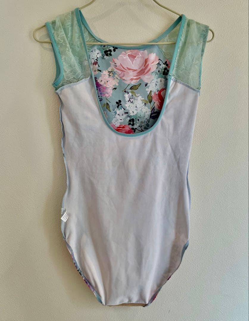 eleve dancewear レオタードM