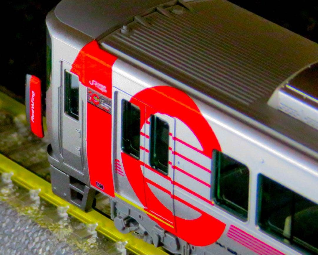TOMIX 227系(デビュー10周年ラッピング) 【新品,未使用品】