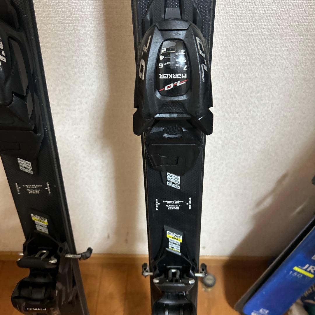 フ*ン様 K2 スキー板 オレンジ/黒